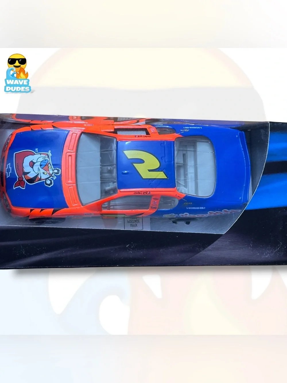 Hot Wheels includes die